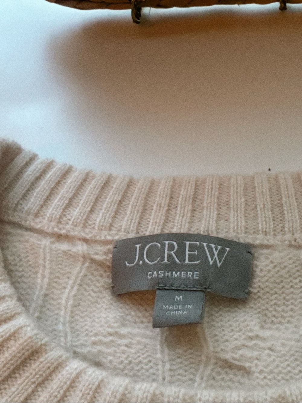 J.Crew Cashmere • Whipped Cream Cashmere • Cable Knit Short Sleeve Sweater • M - Picture 2 of 8